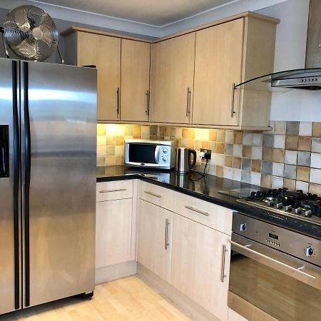 Ab - Top Floor 2 Bed Modern Town Centre Apartment With Parking For One Vehicle Στράτφορντ απόν Έιβον Εξωτερικό φωτογραφία